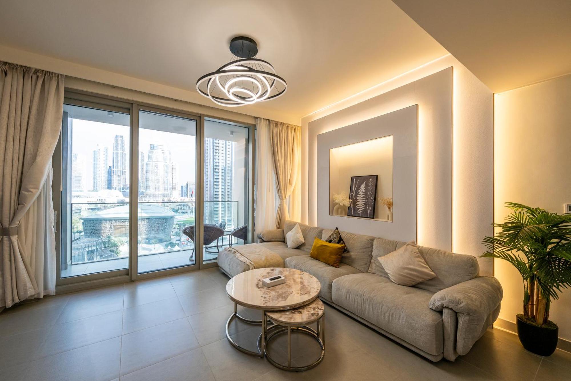 3 Bedrooms Tower 1- Downtown Skylight * Dubai