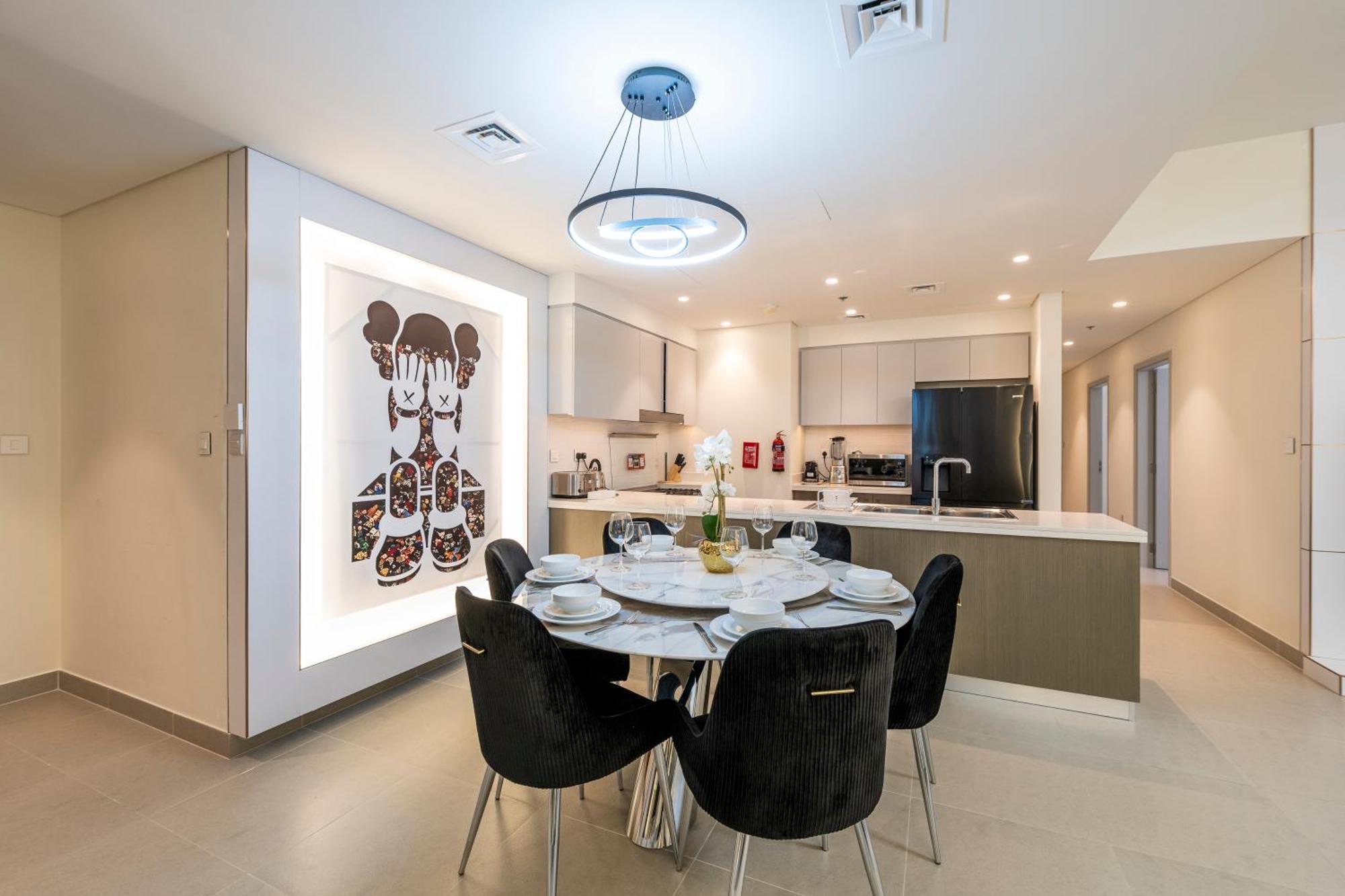 3 Bedrooms Tower 1- Downtown Skylight Apartment Dubai