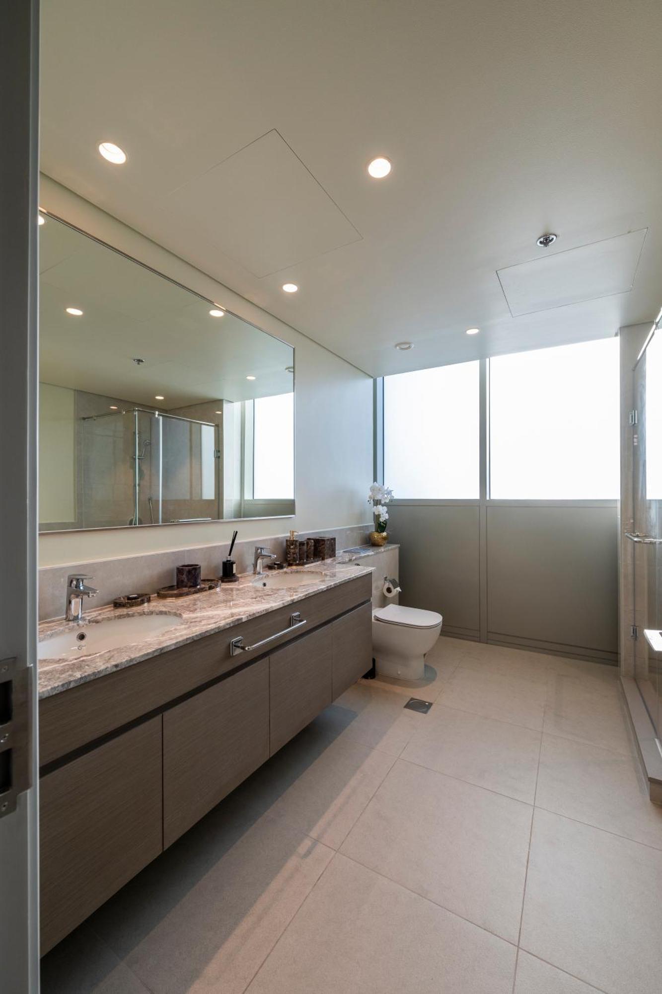 Apartment 3 Bedrooms Tower 1- Downtown Skylight Dubai