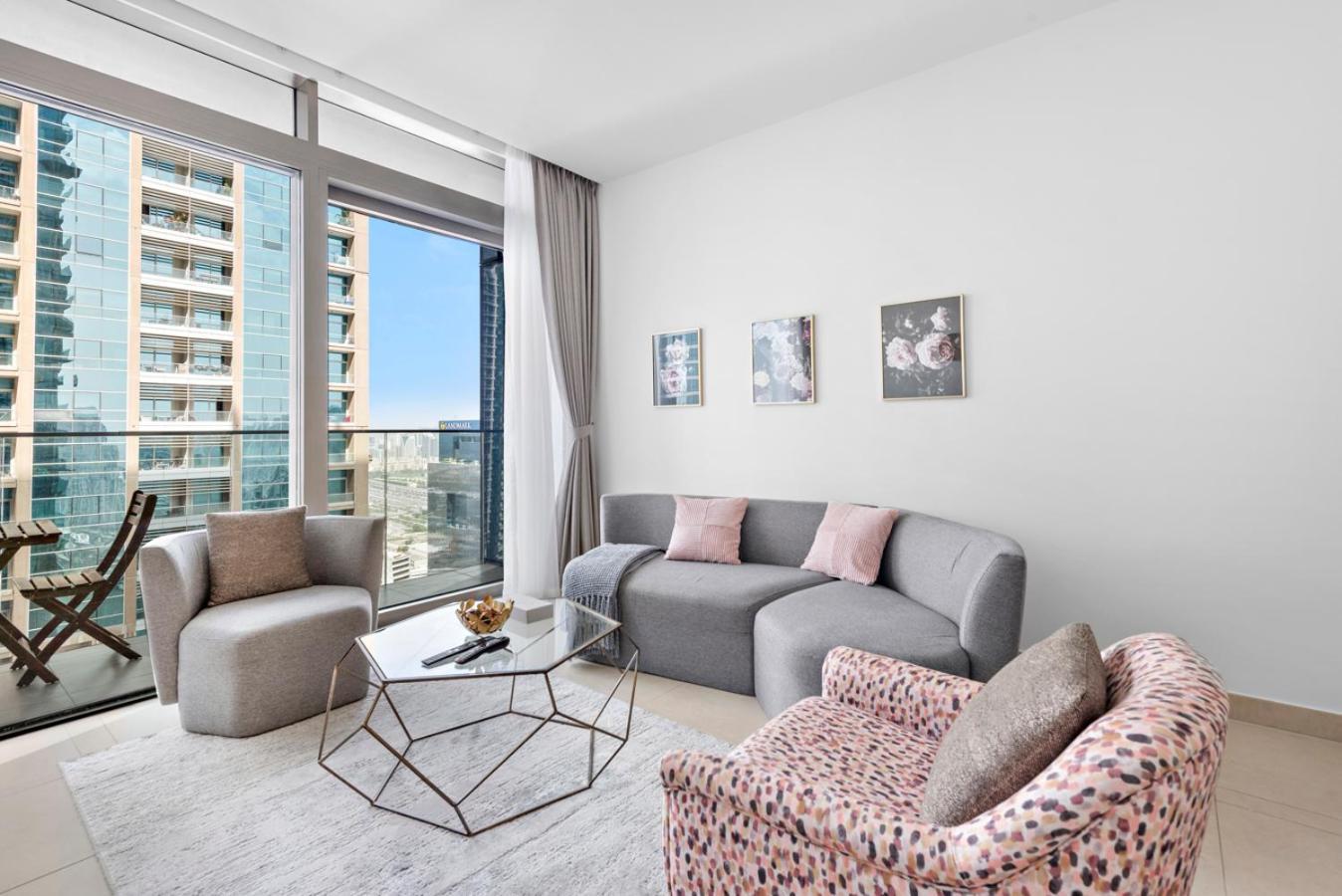 Stylish 1 Bedroom In Marina * Dubai