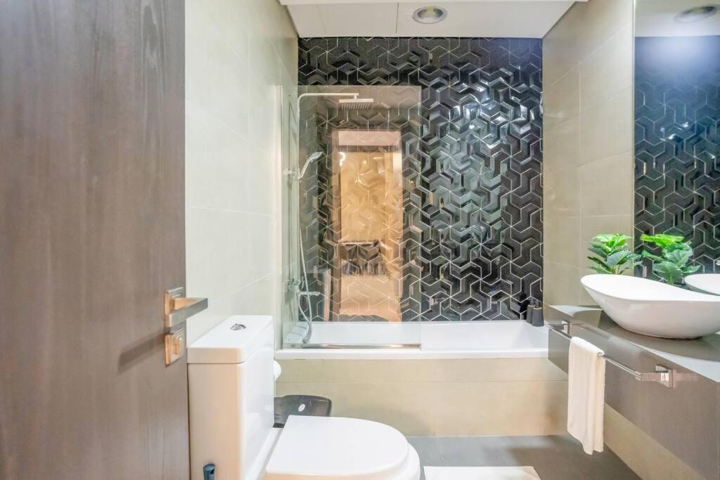 Apartment Specious Pool View One Bed *