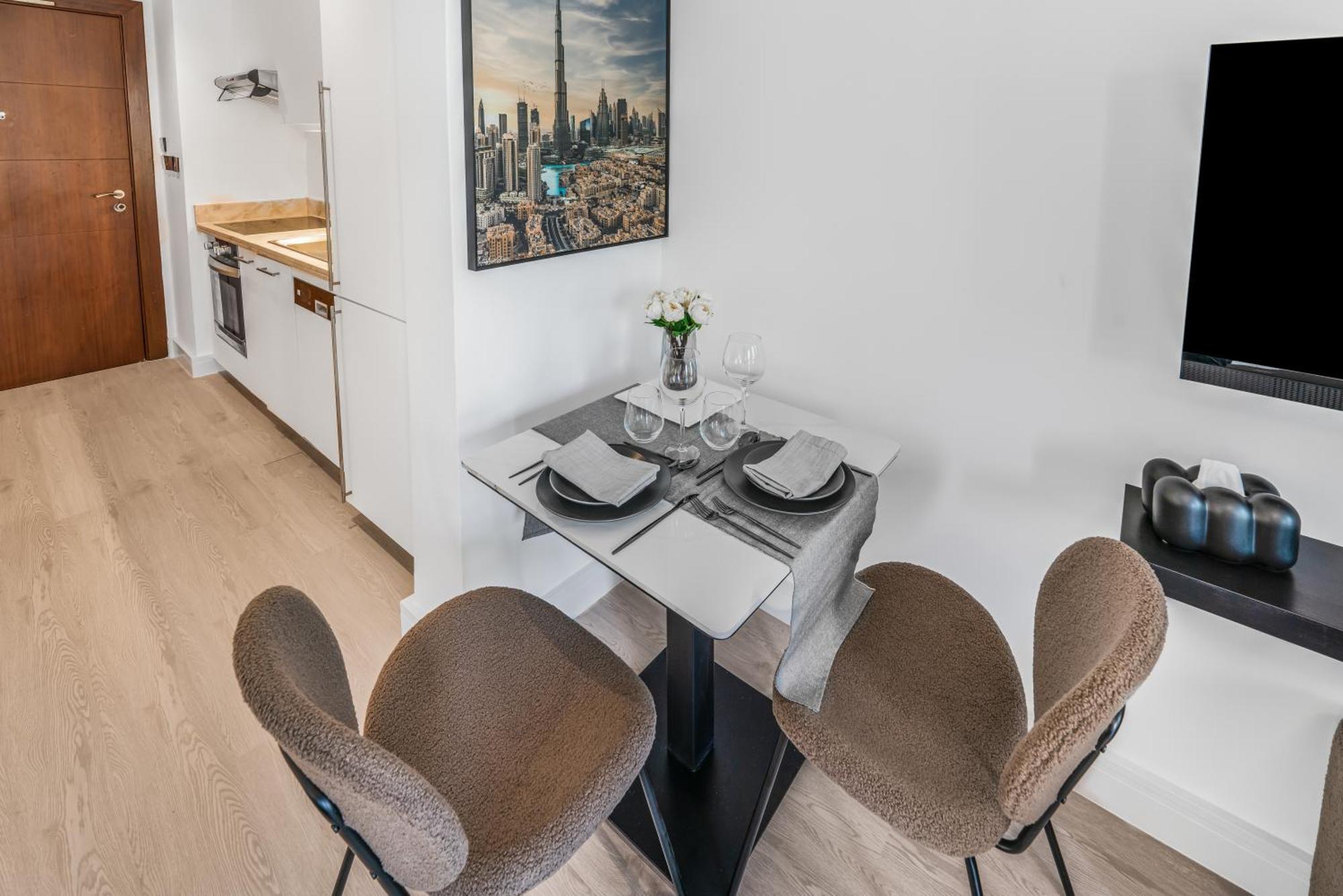 Apartment Luxueux Studio, Emplacement *