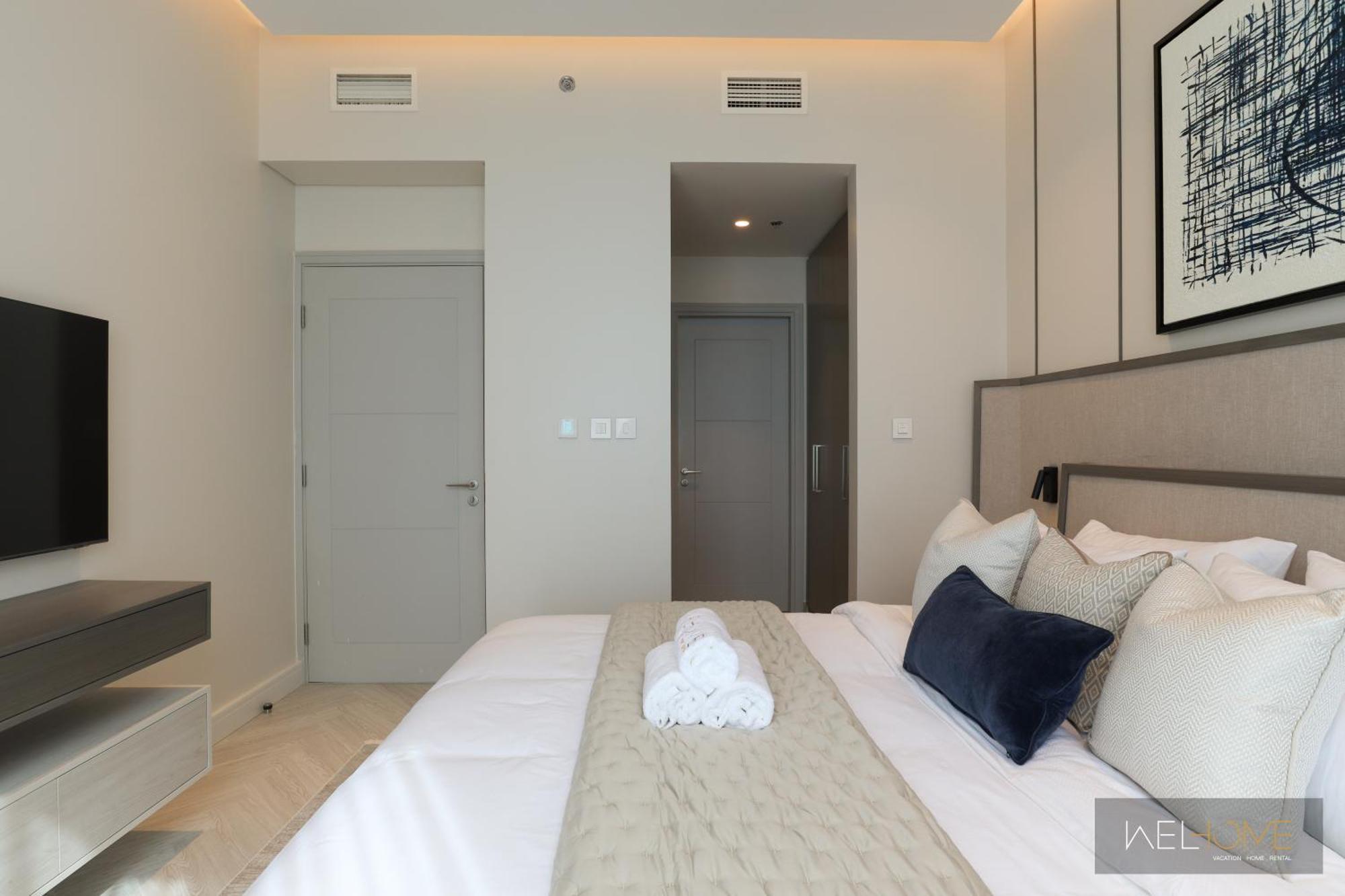 Welhome - Tower 1 Apartment