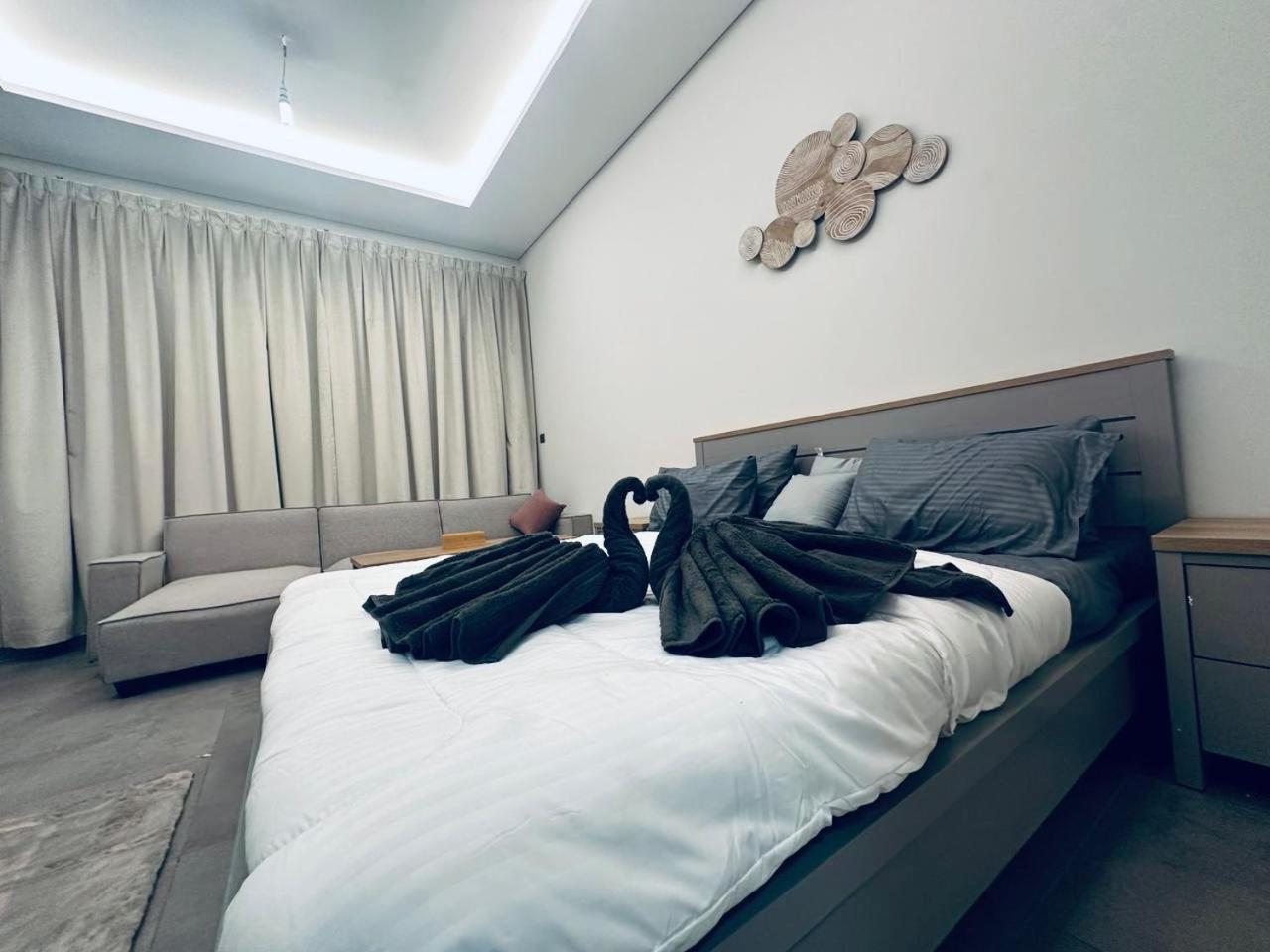 Retreat At Business Bay! 5 Mins From Downtown Apartment