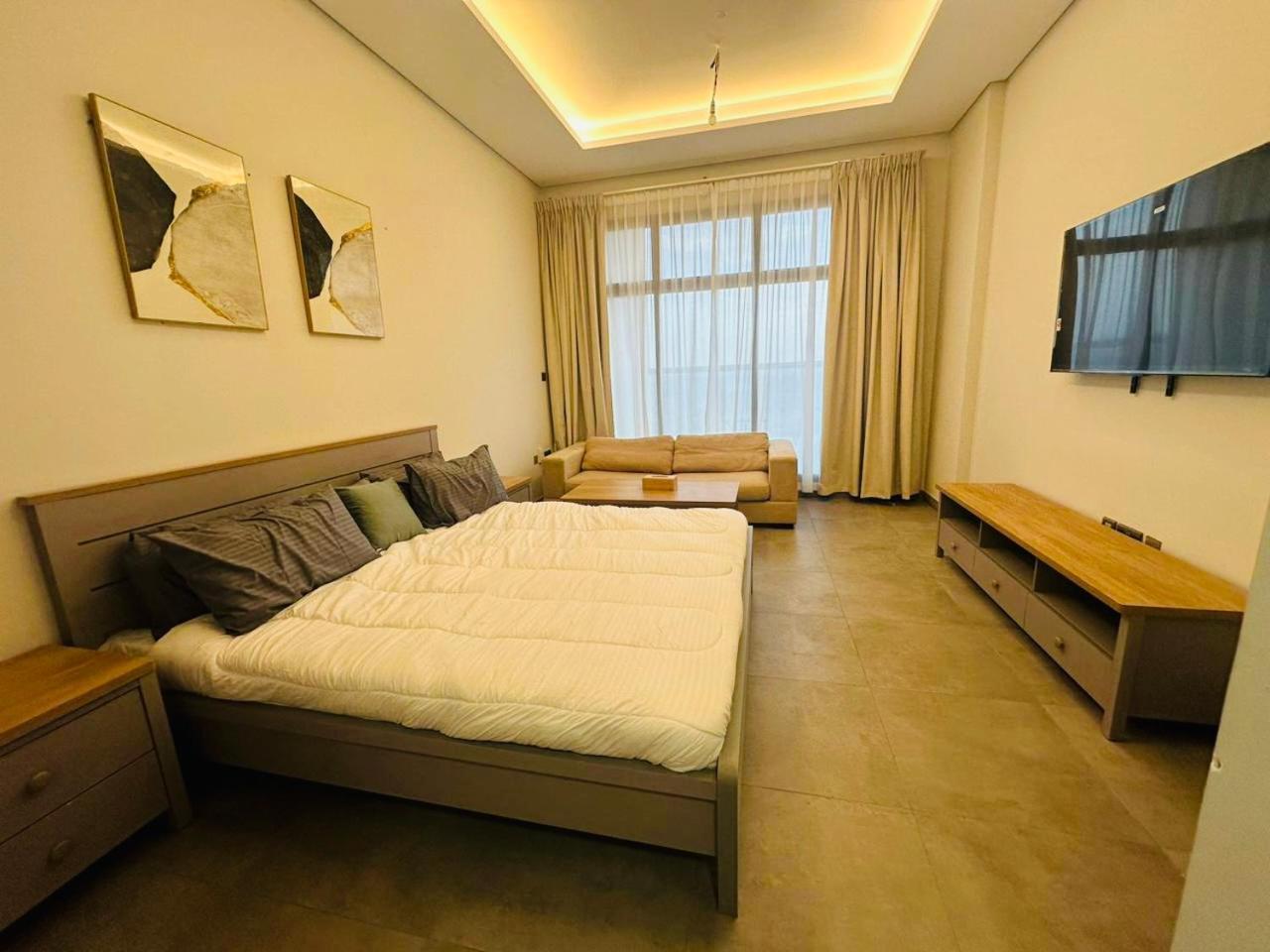 Retreat At Business Bay! 5 Mins From Downtown *