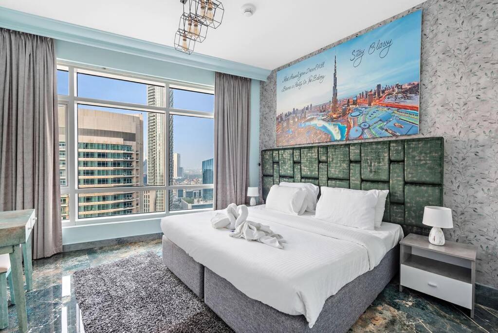 Apartment First Class 2br Stunning Fountain View *