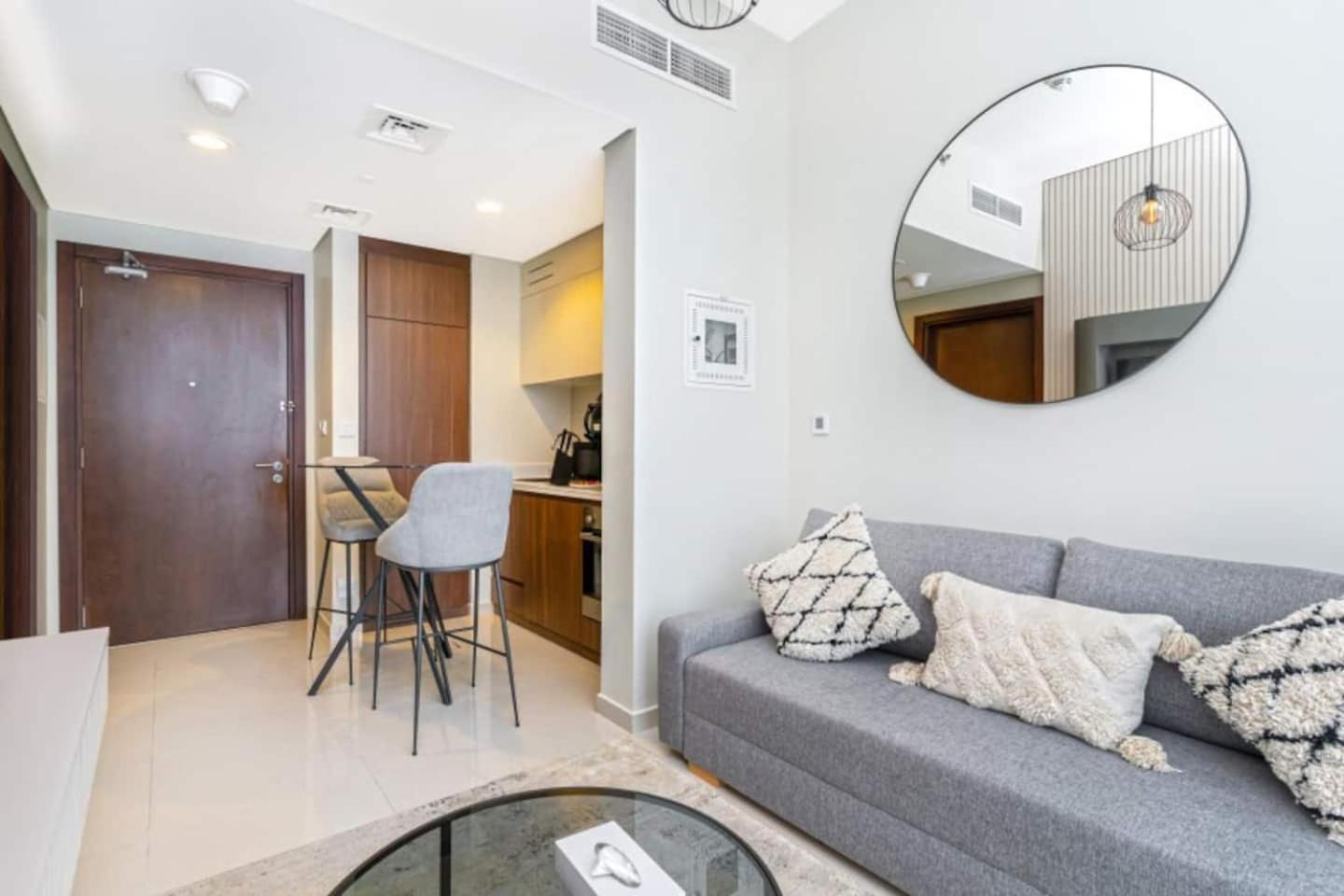 Apartment Skyline 20th 1br With Stunning Burj Khalifa View Dubai