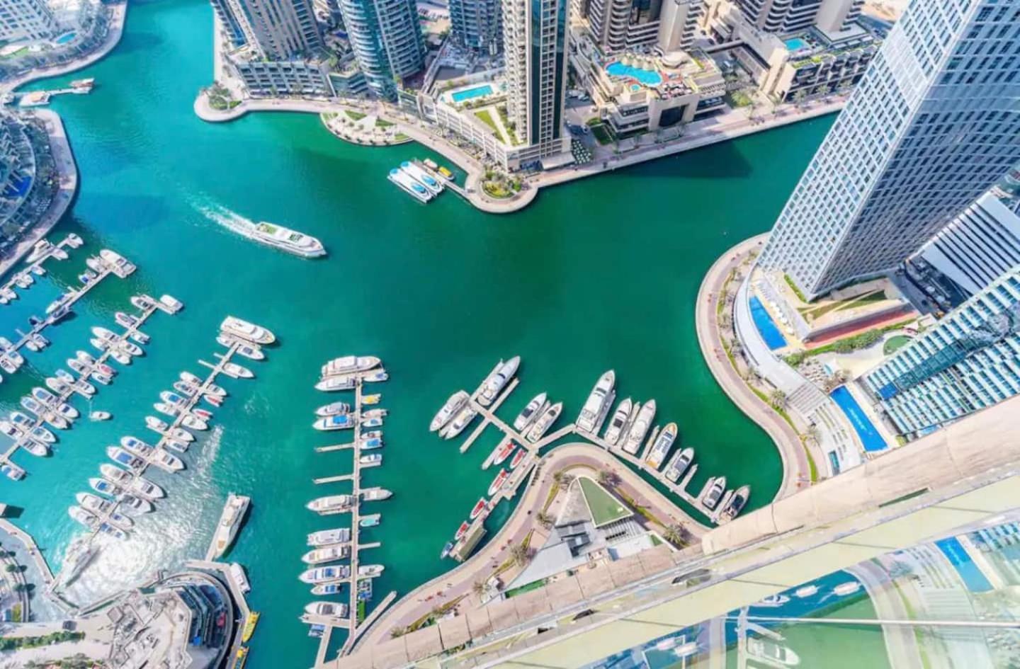 Luxurious 3brmaid With Stunning Marina Views *