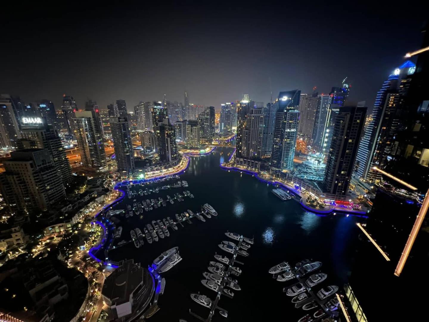 Luxurious 3brmaid With Stunning Marina Views Apartment Dubai