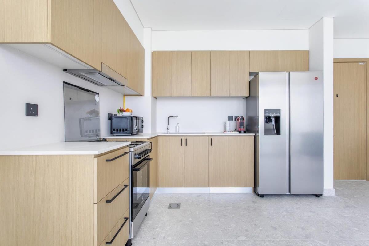 Apartment Frank Porter - Golf Dubai