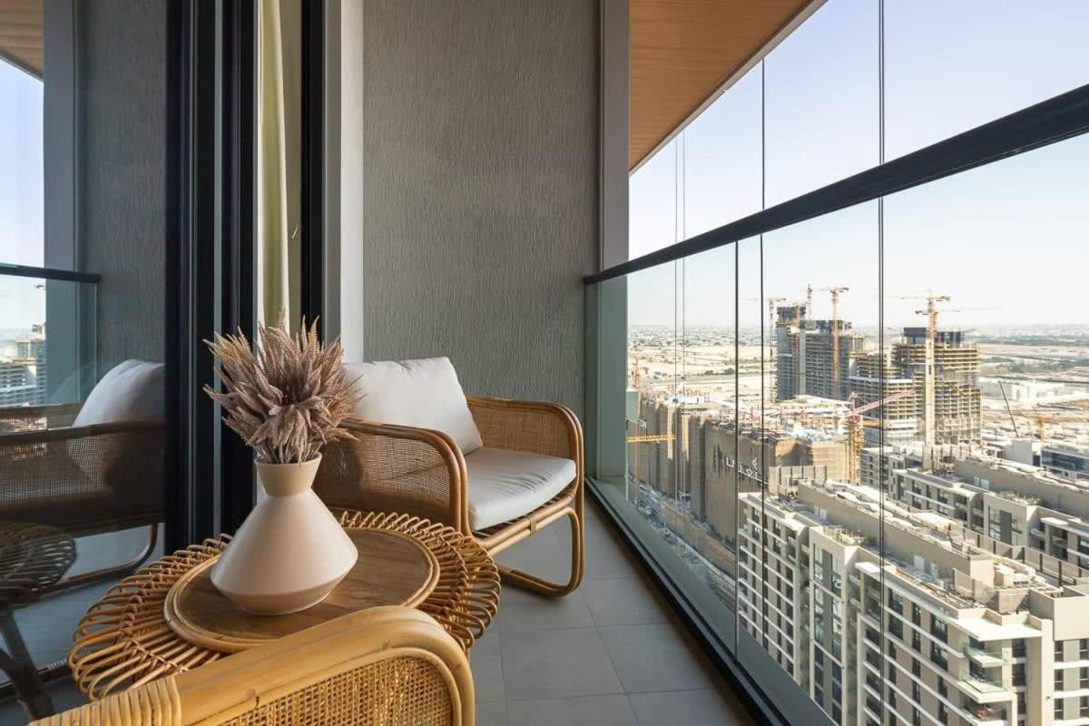 Frank Porter - One Park Avenue * Dubai