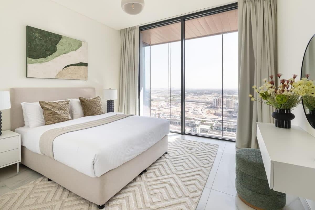 Frank Porter - One Park Avenue * Dubai