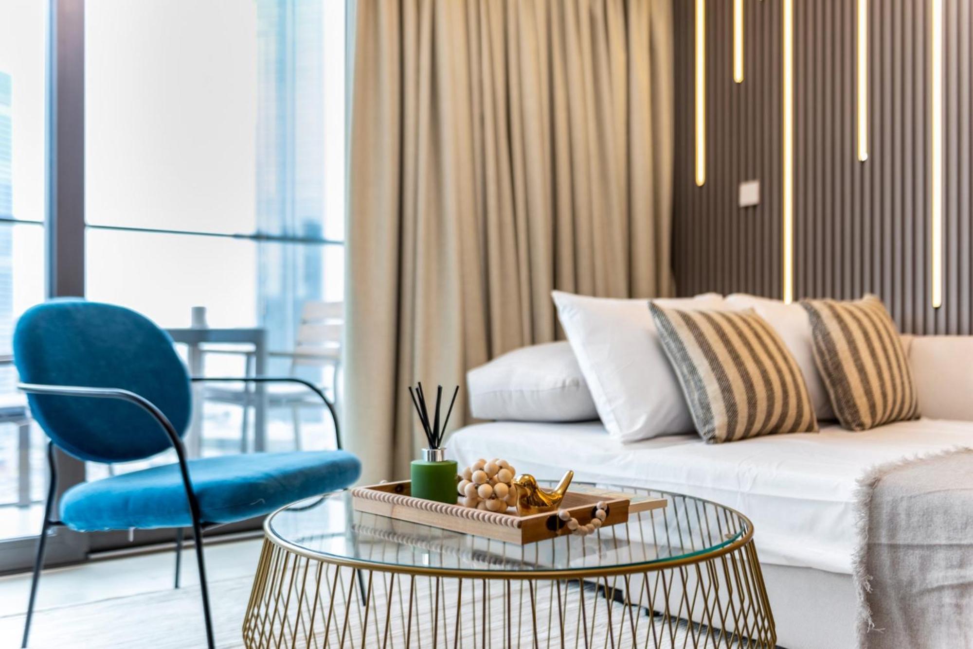 Near Burj Khalifa - Blvd View - Stylish Design Dubai
