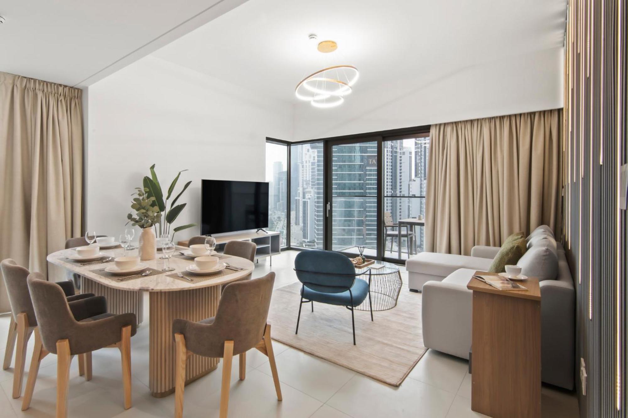 Near Burj Khalifa - Blvd View - Stylish Design * Dubai