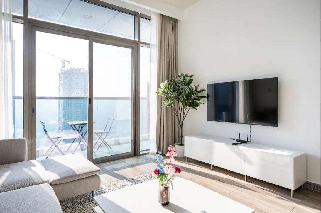 One Bed Mbl Jlt Dubai