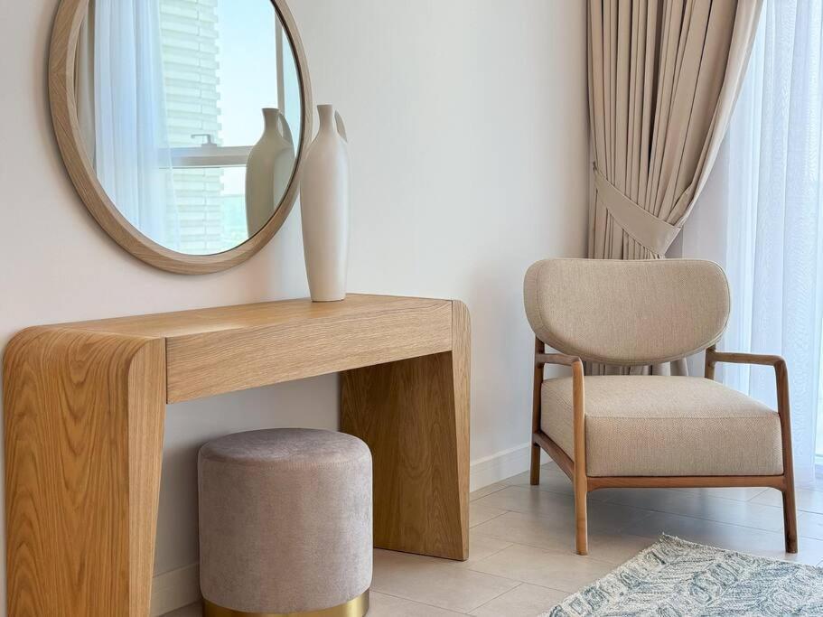 Apartment Fantastic And Rare 4br+maid's In Jbr Walk Dubai