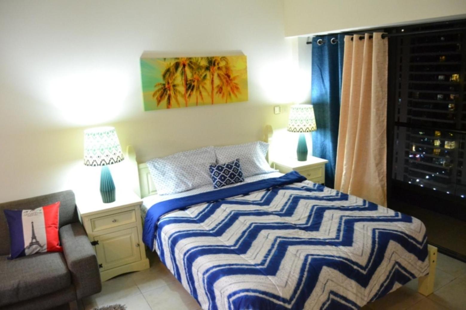 Click Stay - Jlt - Studio & Balcony Lakes View Entire Apartment -Jn Dubai