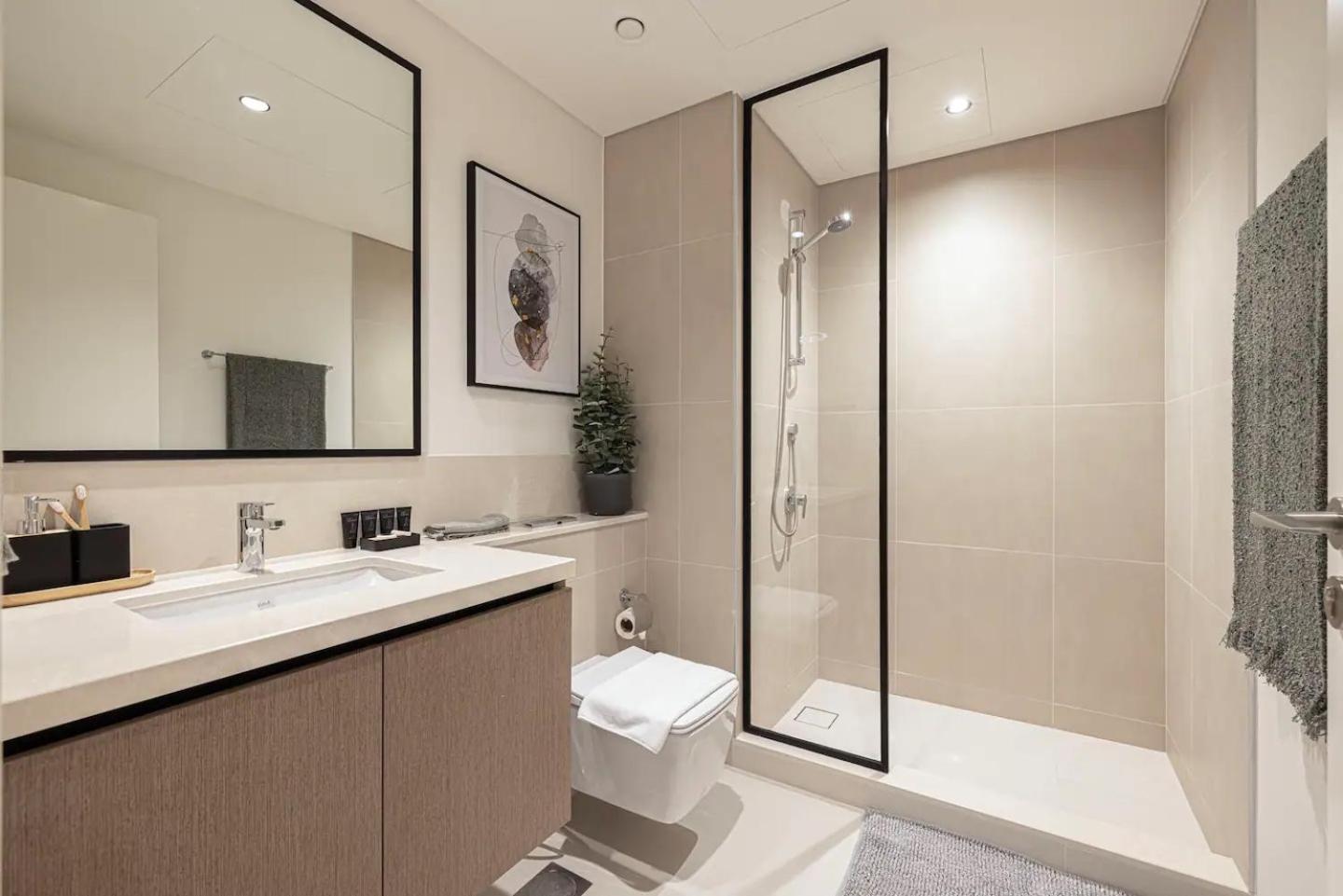 Apartamento Burj Crown - New Sky High, Near Burj Khalifa, Boulevard View, Opposite Mall