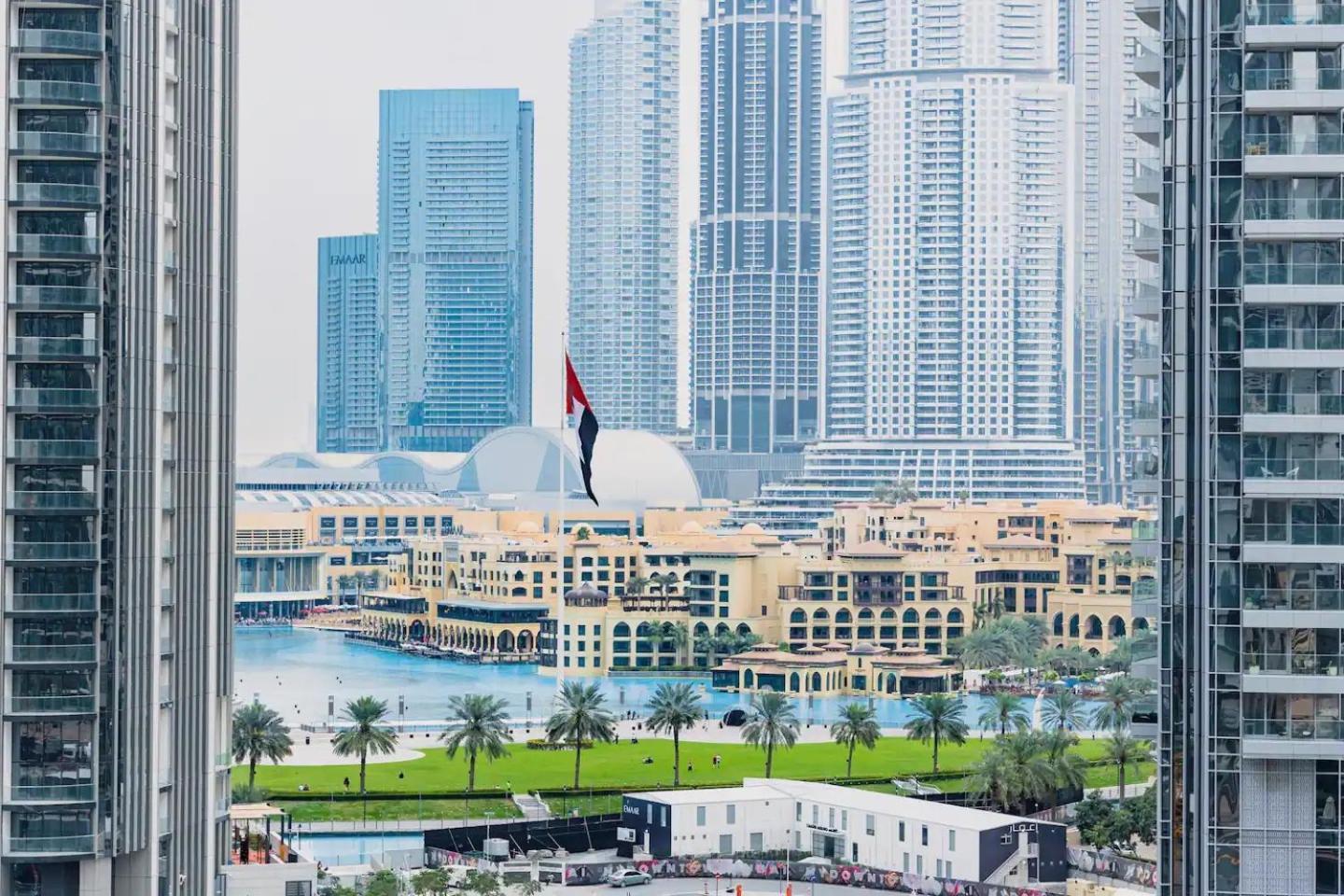 Apartamento Burj Crown - New Sky High, Near Burj Khalifa, Boulevard View, Opposite Mall *