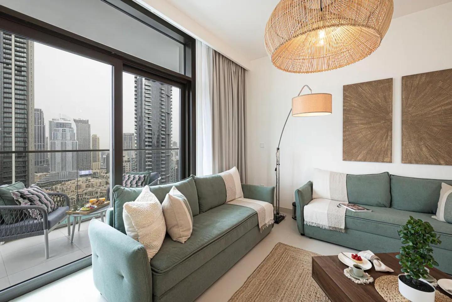 Burj Crown - New Sky High, Near Burj Khalifa, Boulevard View, Opposite Mall