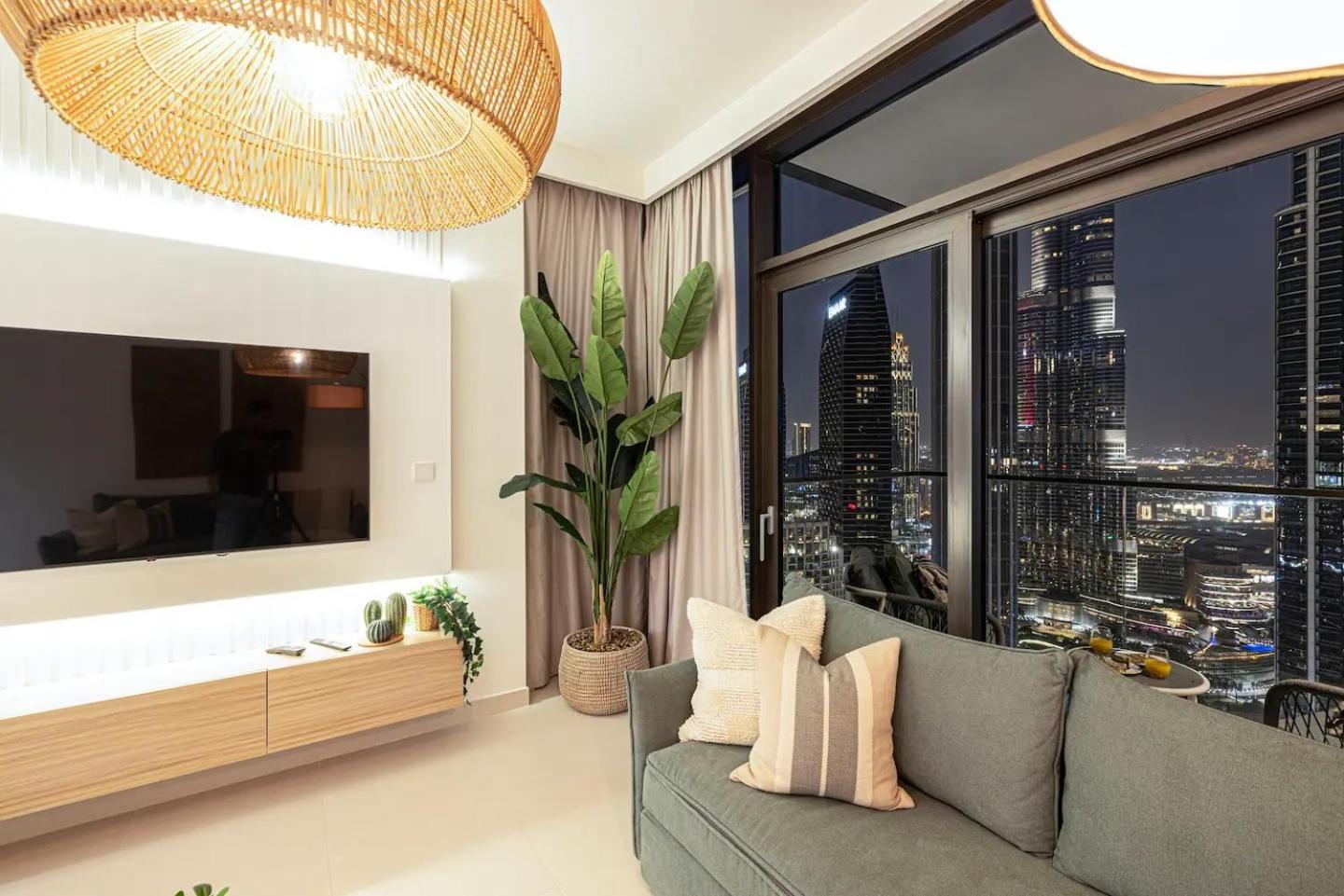 Apartamento Burj Crown - New Sky High, Near Burj Khalifa, Boulevard View, Opposite Mall *