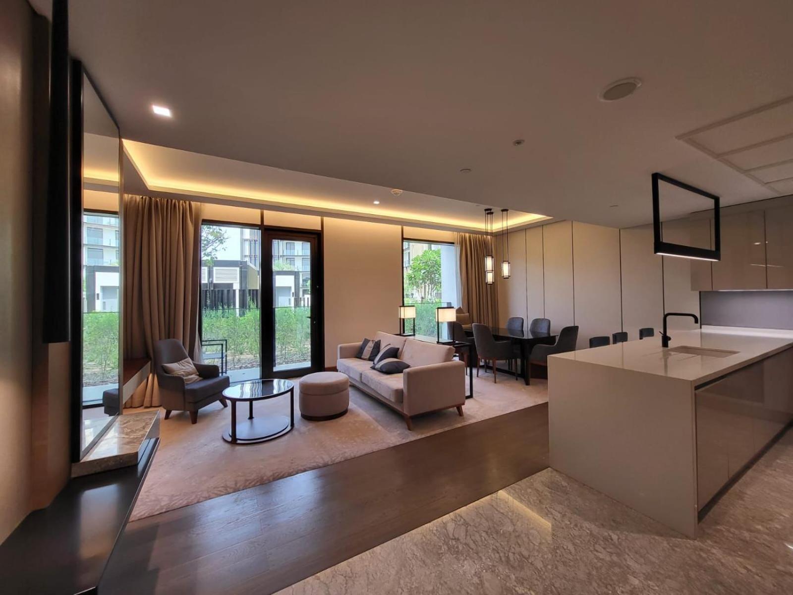 Bluewaters Island - Modern 2 Bedroom Full Apartment *