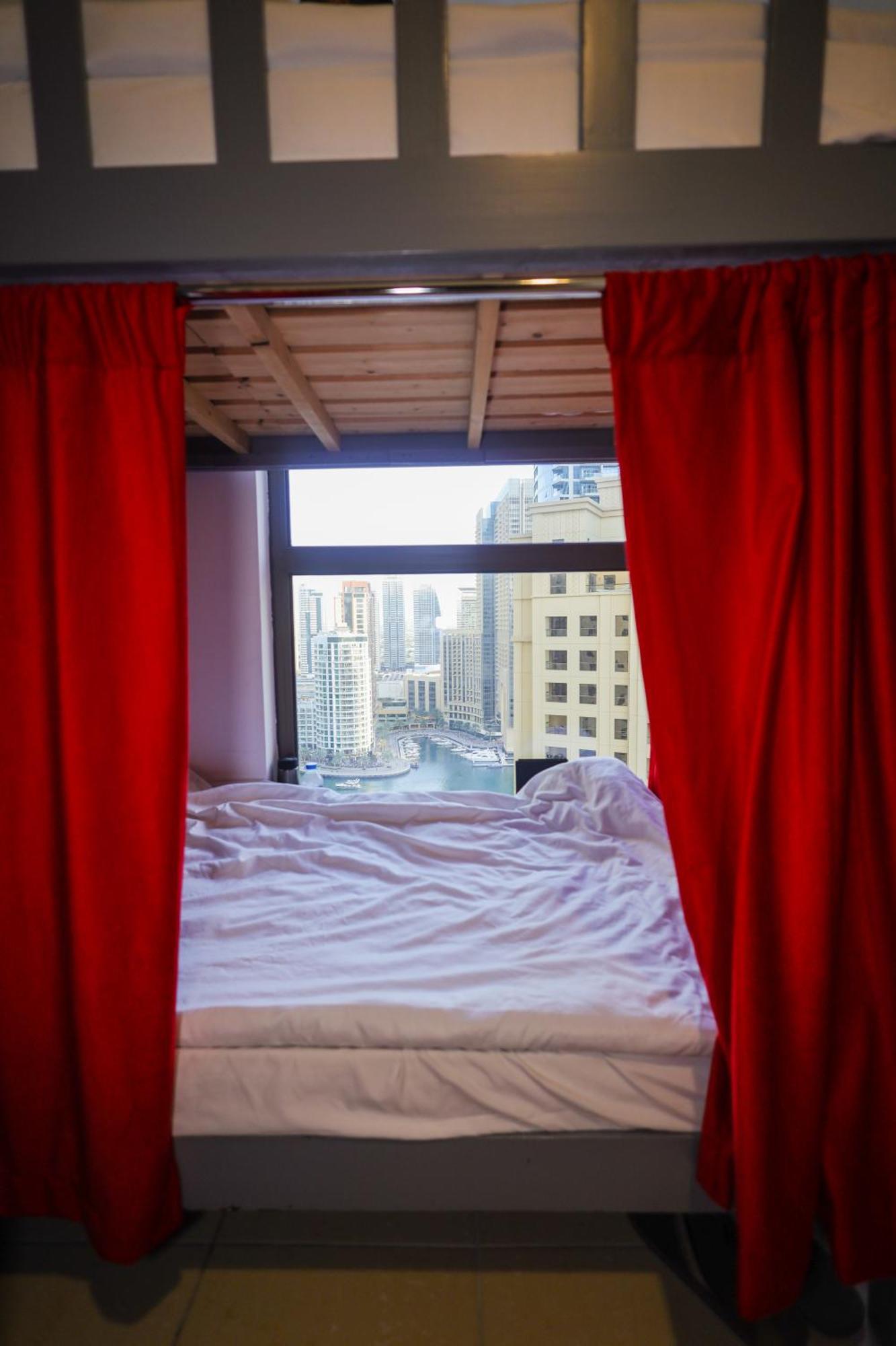 Lunar - Jbr Pansiyon *