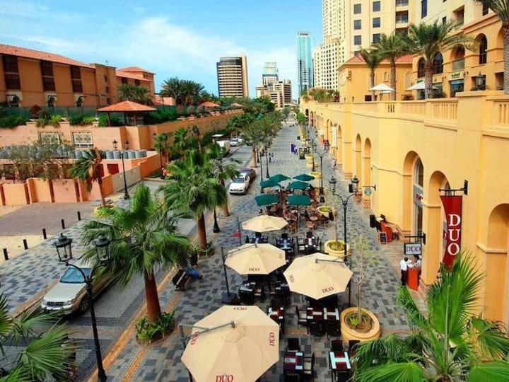 Daire Amazing 1bdr In Jbr- Beach Access And Lake View