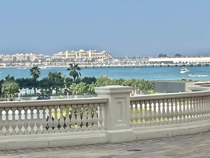 Daire Amazing 1bdr In Jbr- Beach Access And Lake View Dubai