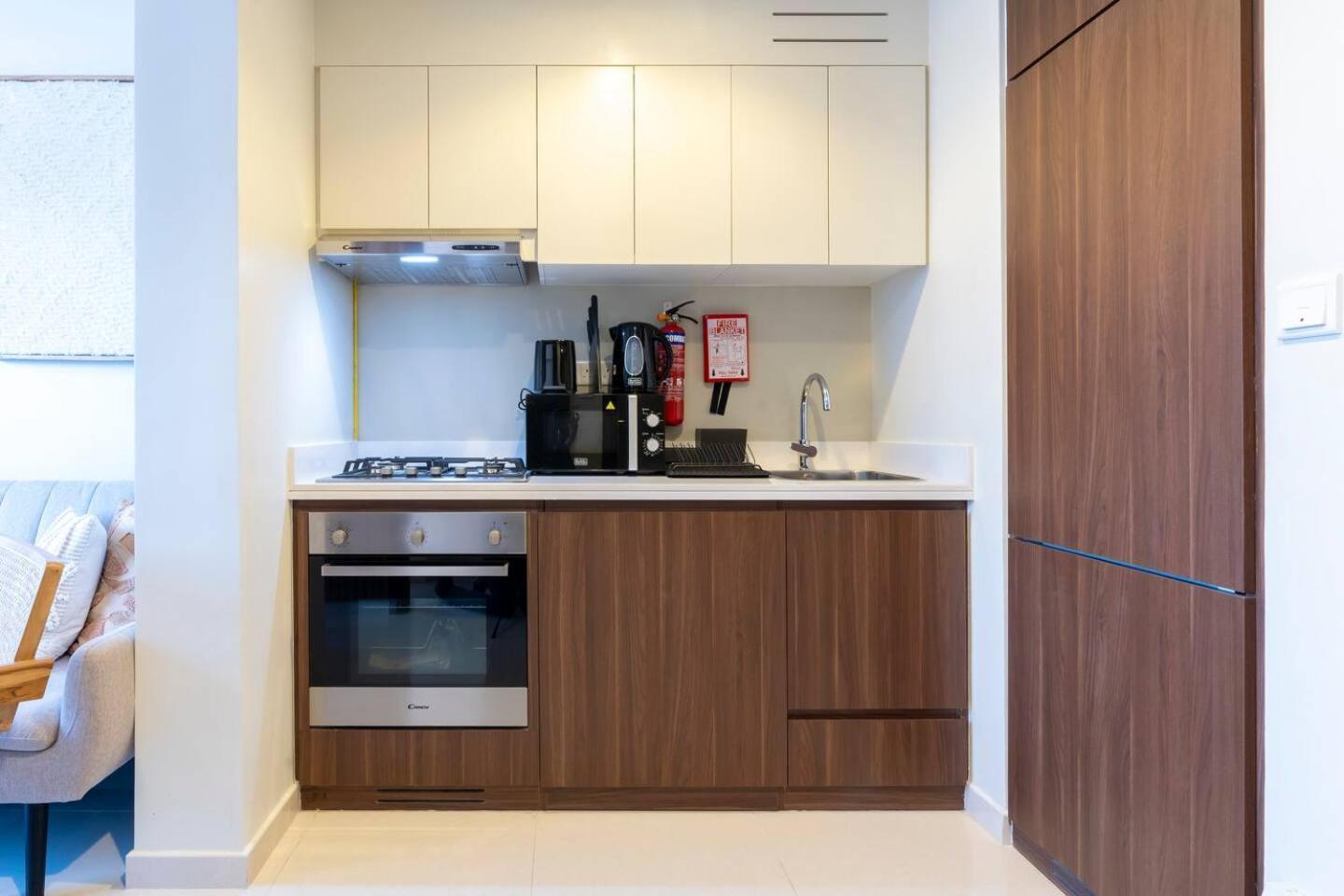 5-star Burj Khalifa View In Boho With Pool & Gym! Apartment *