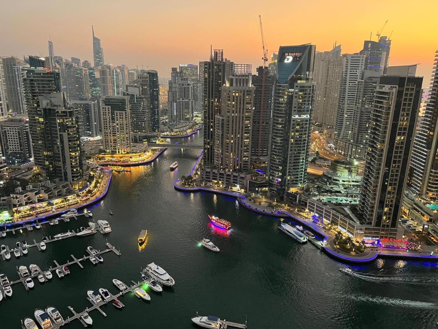Apartment Luxurious 3brmaid With Stunning Marina Views *