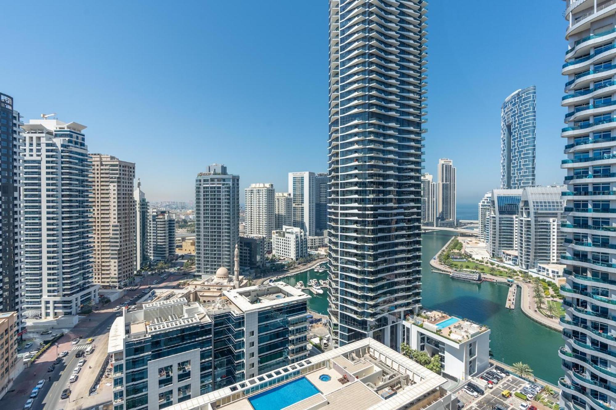 Marina Views - Walking Distance To Beaches - Cityapartmentstay