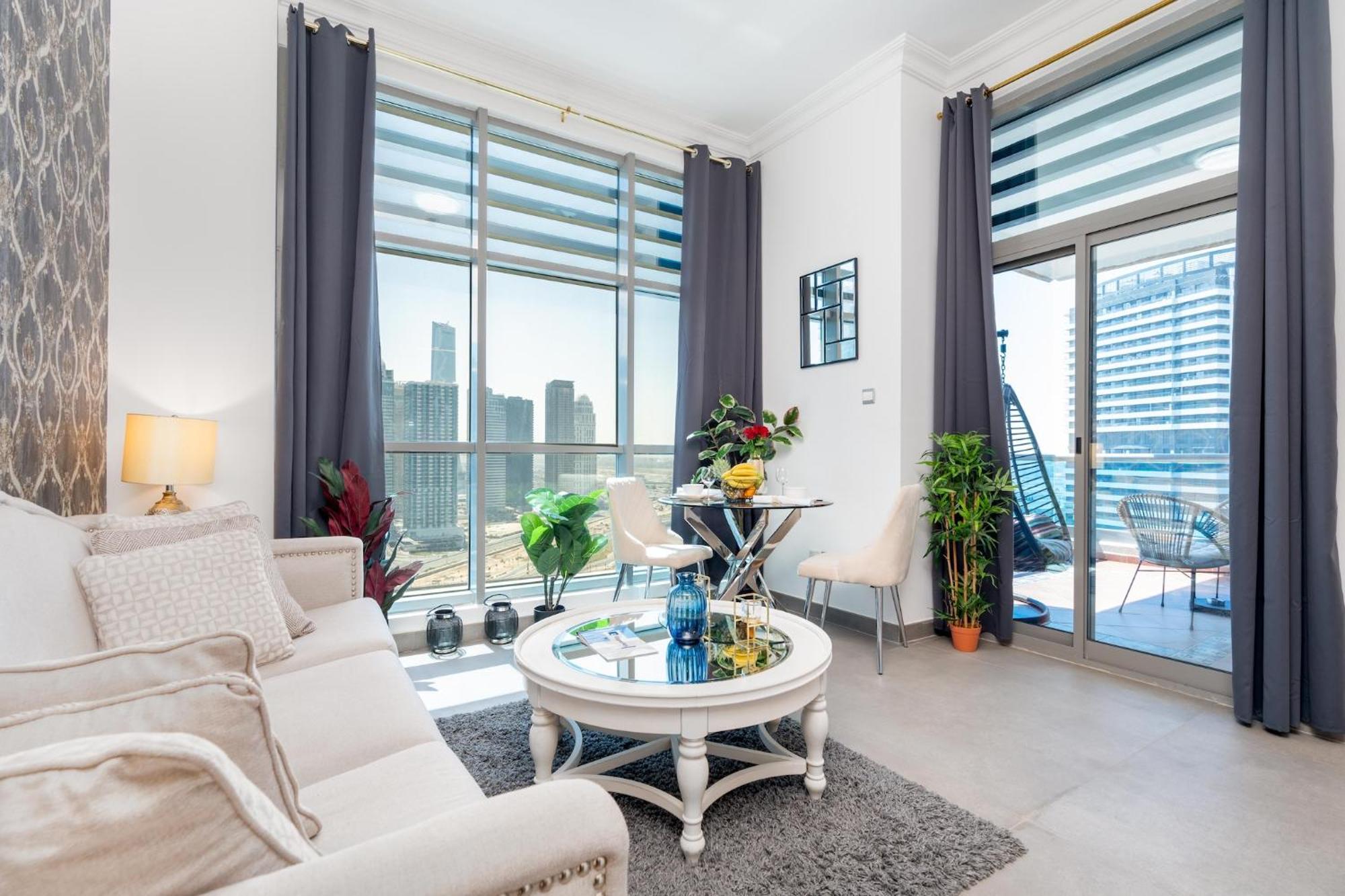 Apartment Marina Views - Walking Distance To Beaches - Cityapartmentstay