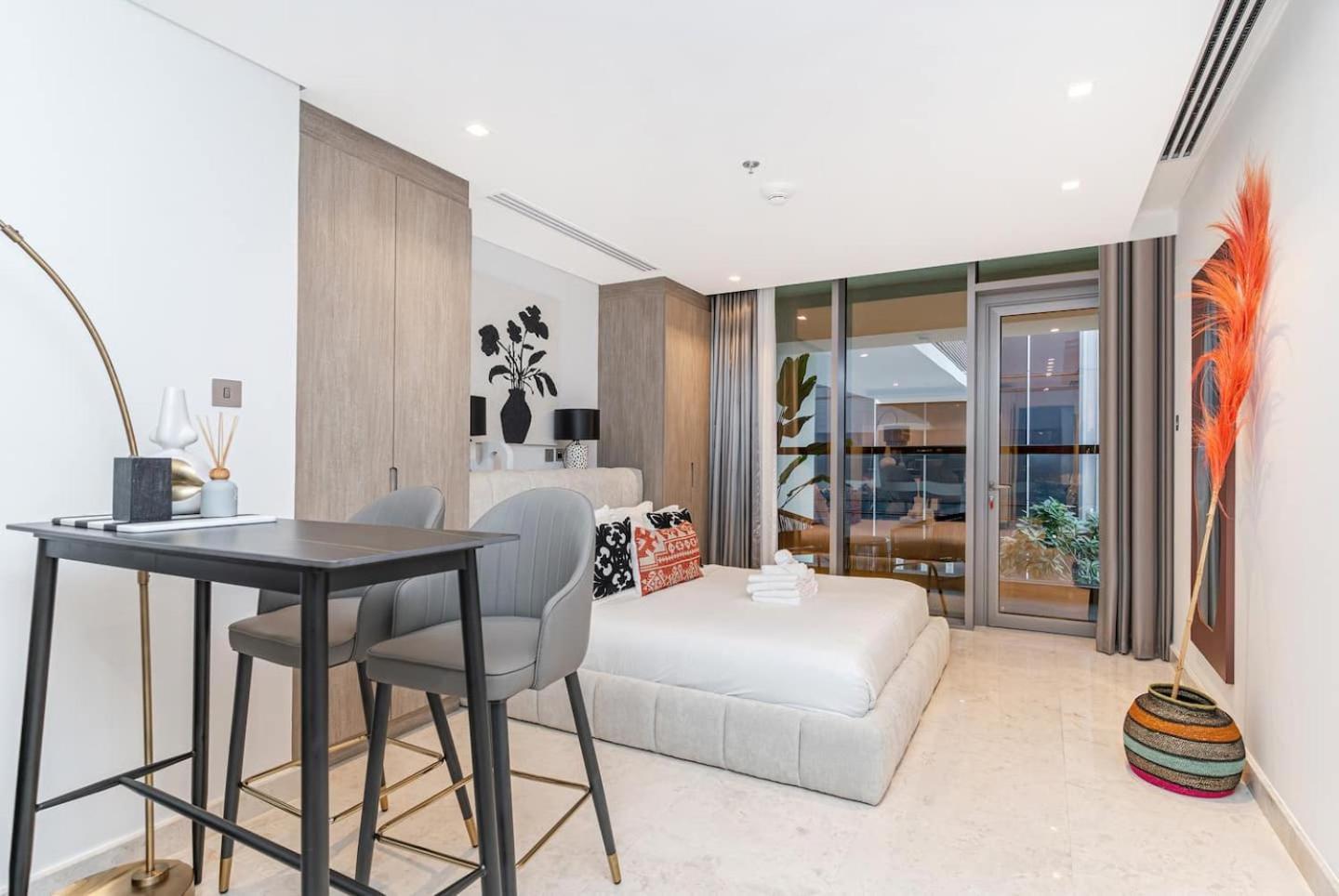 Fashionable Studio8 Min Walk To Burj Khalifa * Dubai