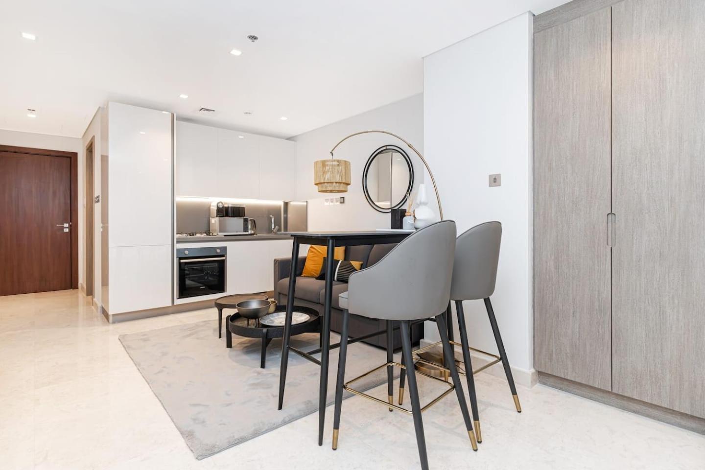 Fashionable Studio8 Min Walk To Burj Khalifa * Dubai