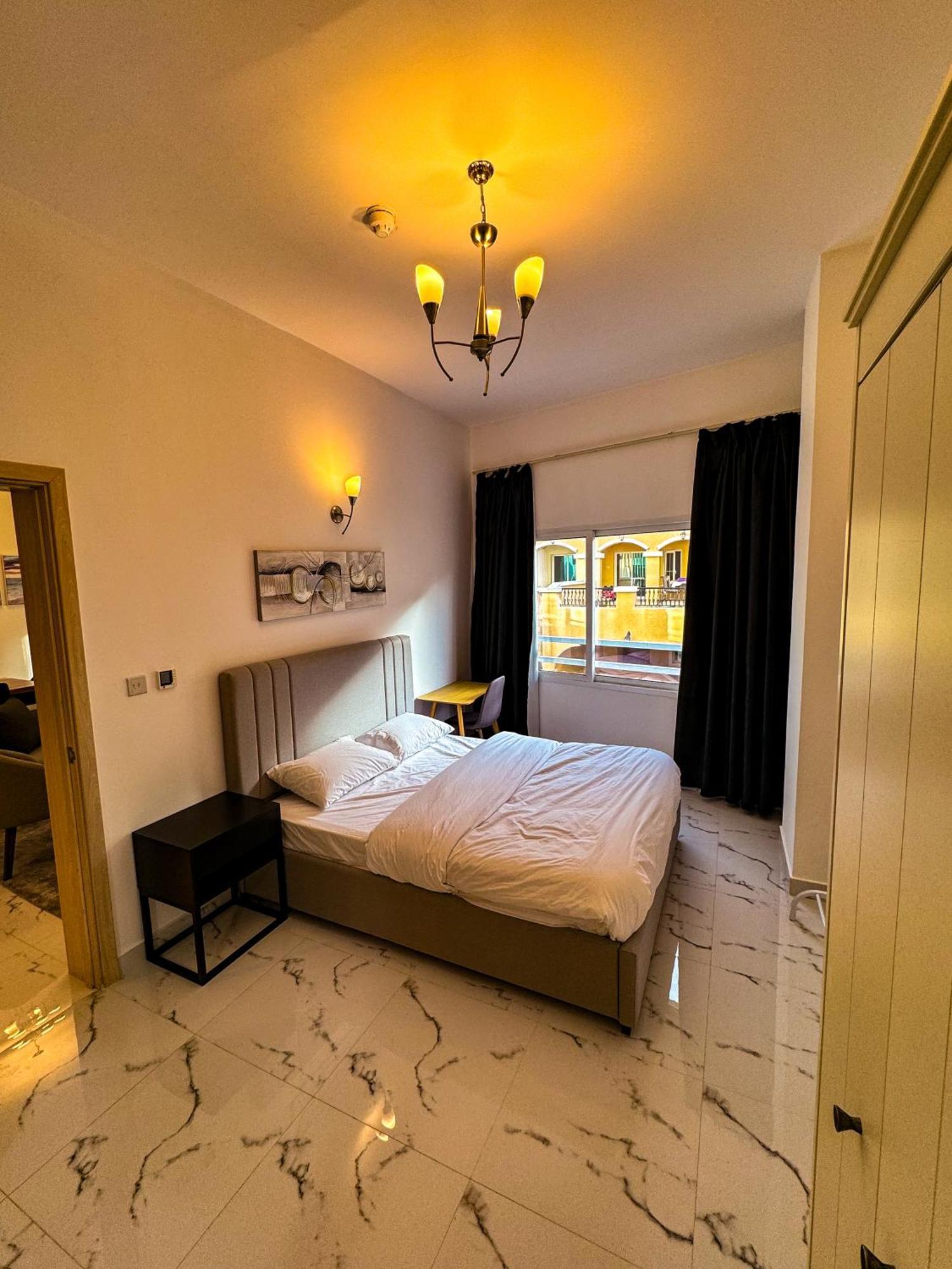 Dubaistay Luxury 2 Bedroom Jvc King And Queensize Apartment Dubai