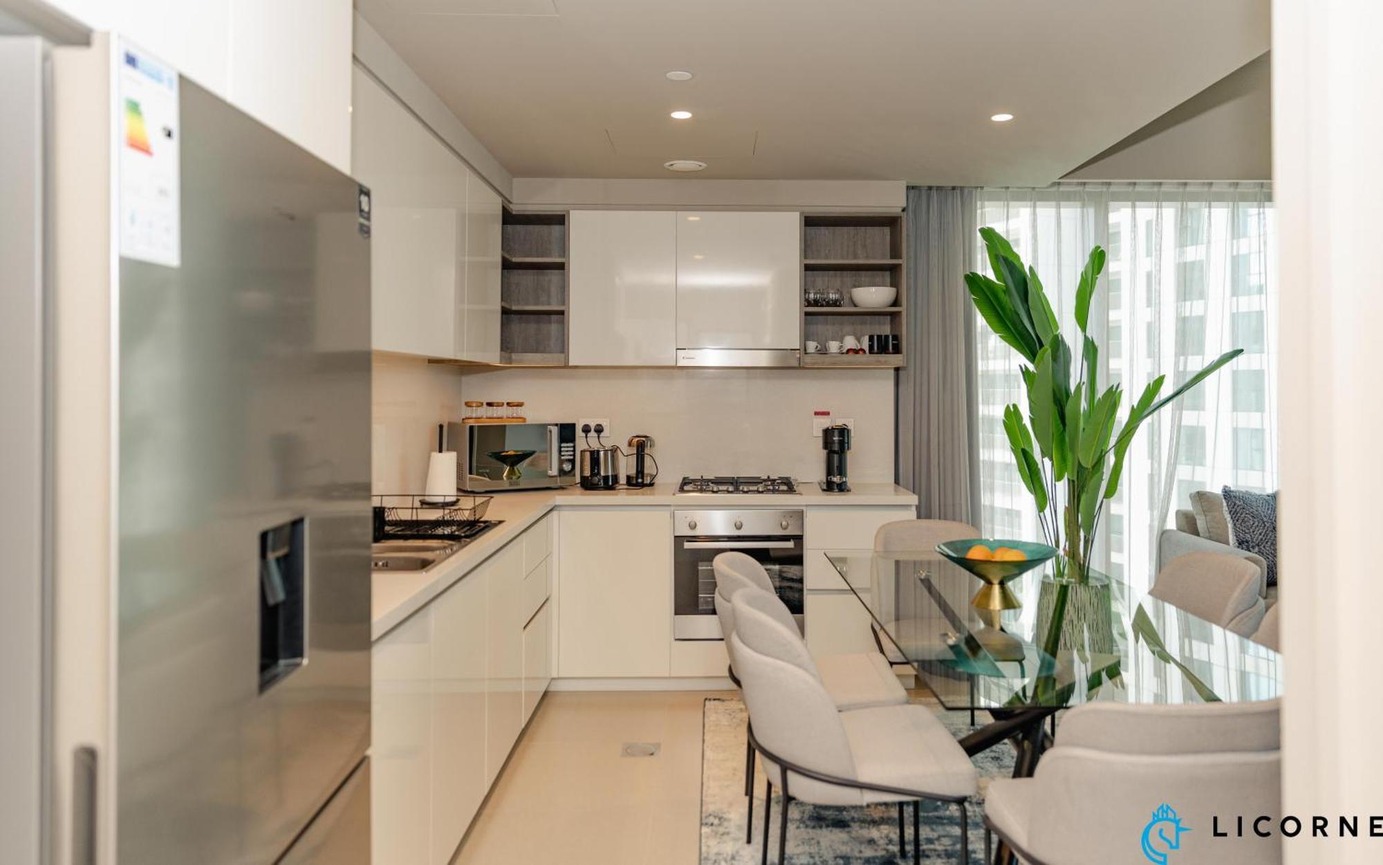 Brand New Modern 2br Retreat, Walk To Mall - Downtown Views Ll Daire *