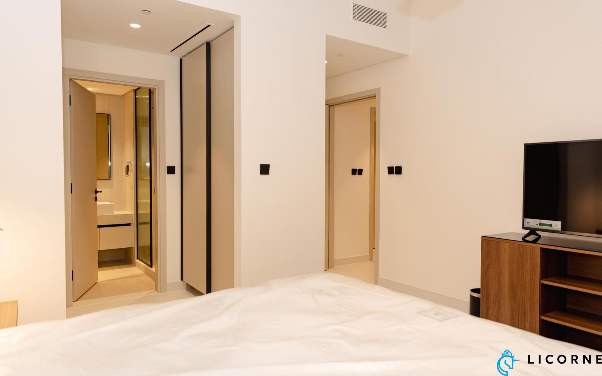 Seascape Sanctuary - 3 And A Half Br Beachfront Bliss - Marina Vista Tower 1 Daire