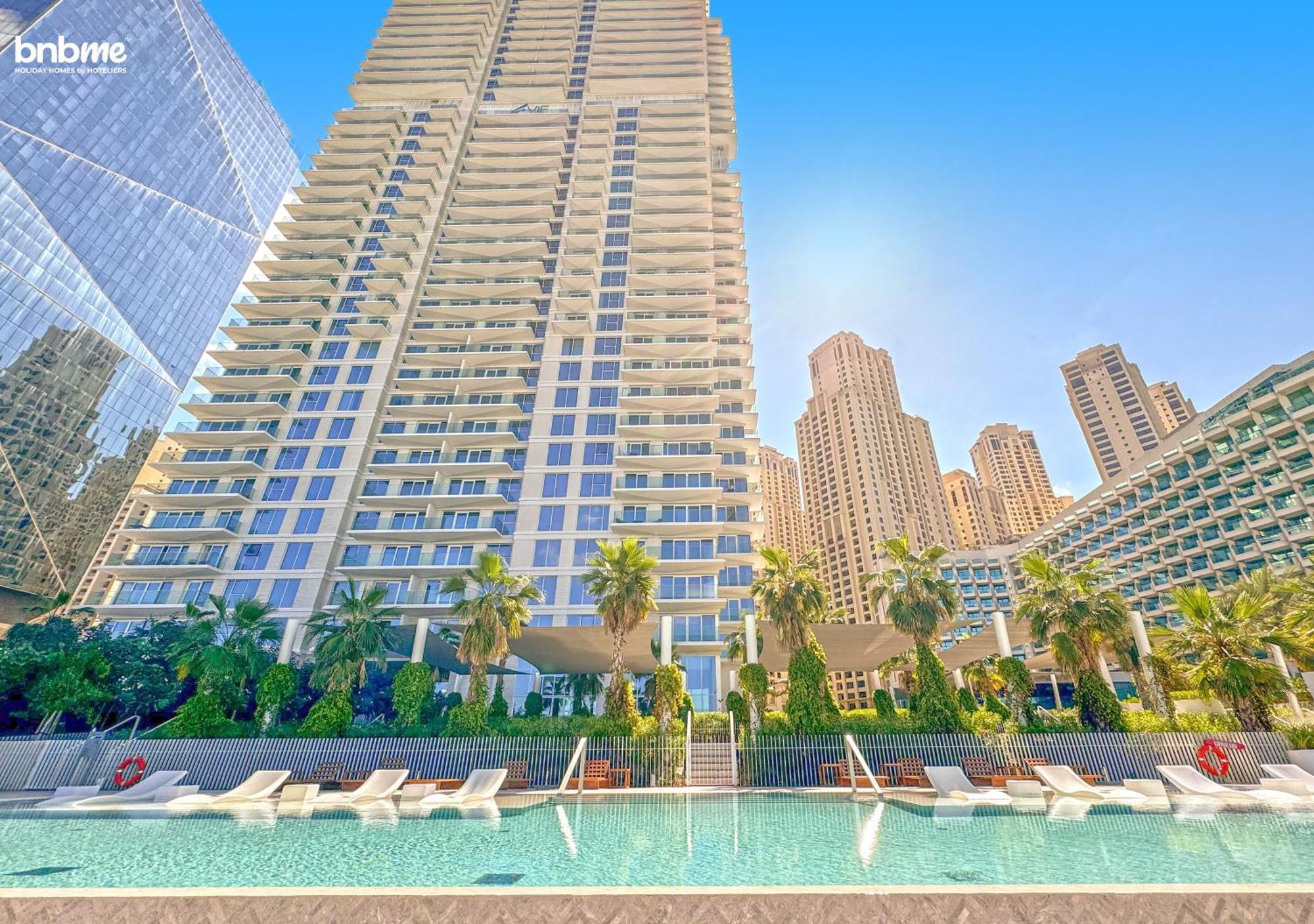 Bnbmehomes - La Vie Apartment *