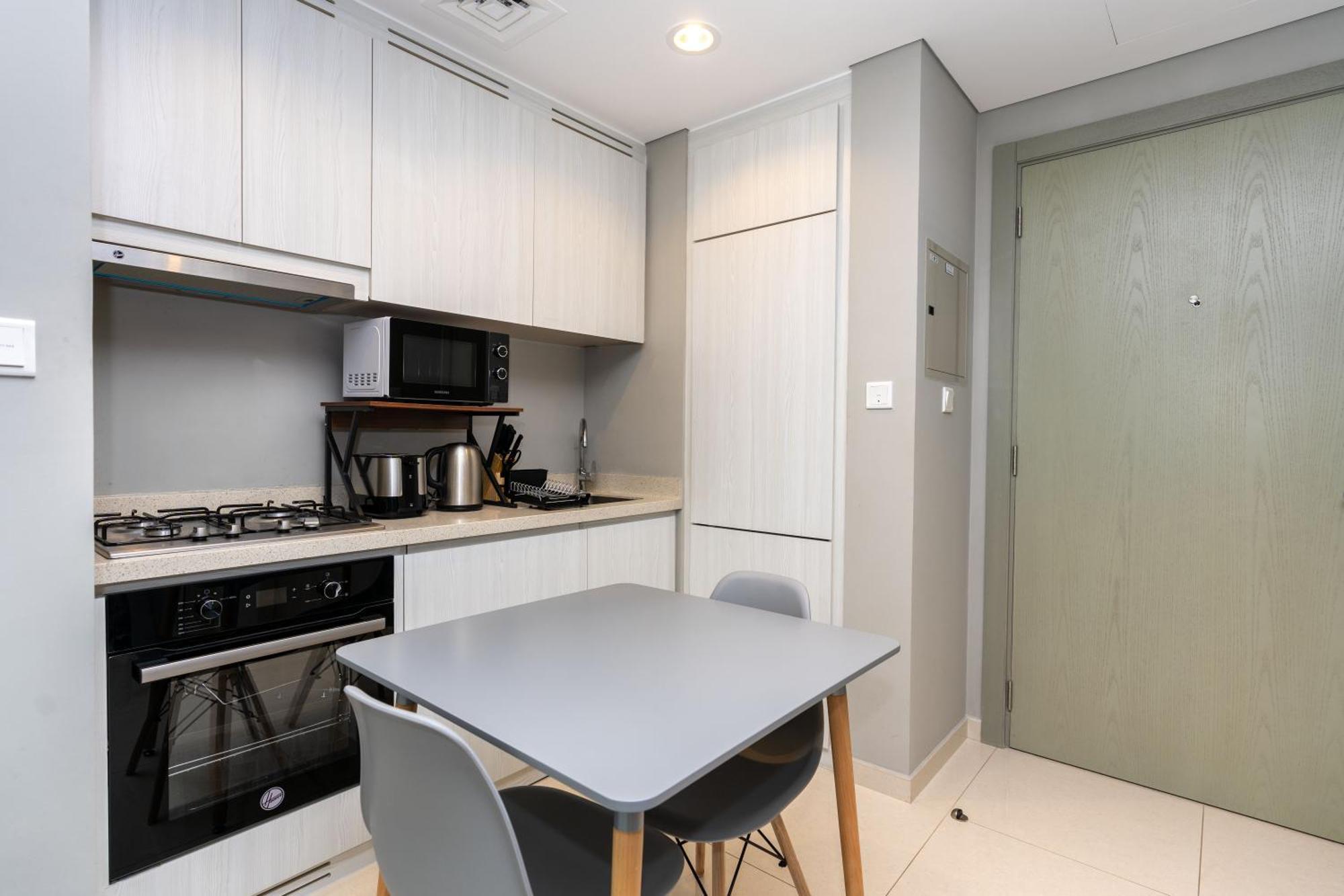 Citihome-1br In Business Bay Overlooking The Canal Daire Dubai