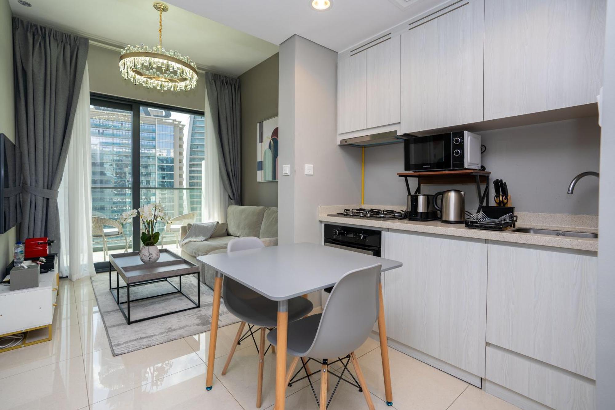 Citihome-1br In Business Bay Overlooking The Canal Daire