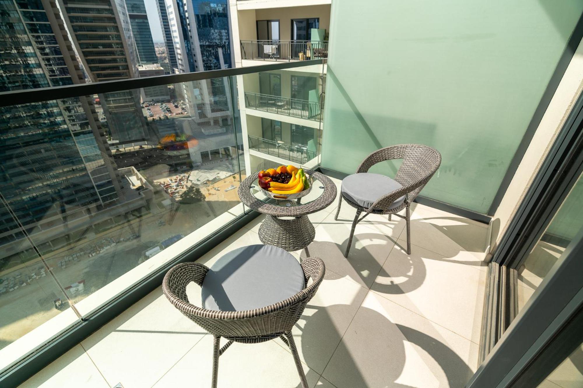 Daire Citihome-1br In Business Bay Overlooking The Canal