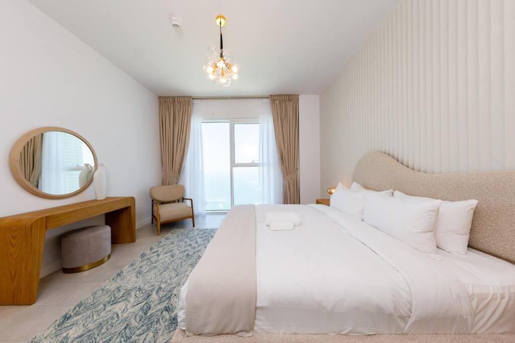Apartment Fantastic And Rare 4br+maid's In Jbr Walk Dubai