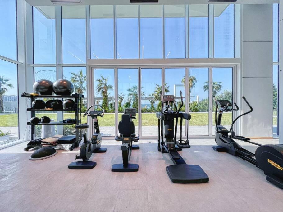Fantastic And Rare 4br+maid's In Jbr Walk Apartment Dubai