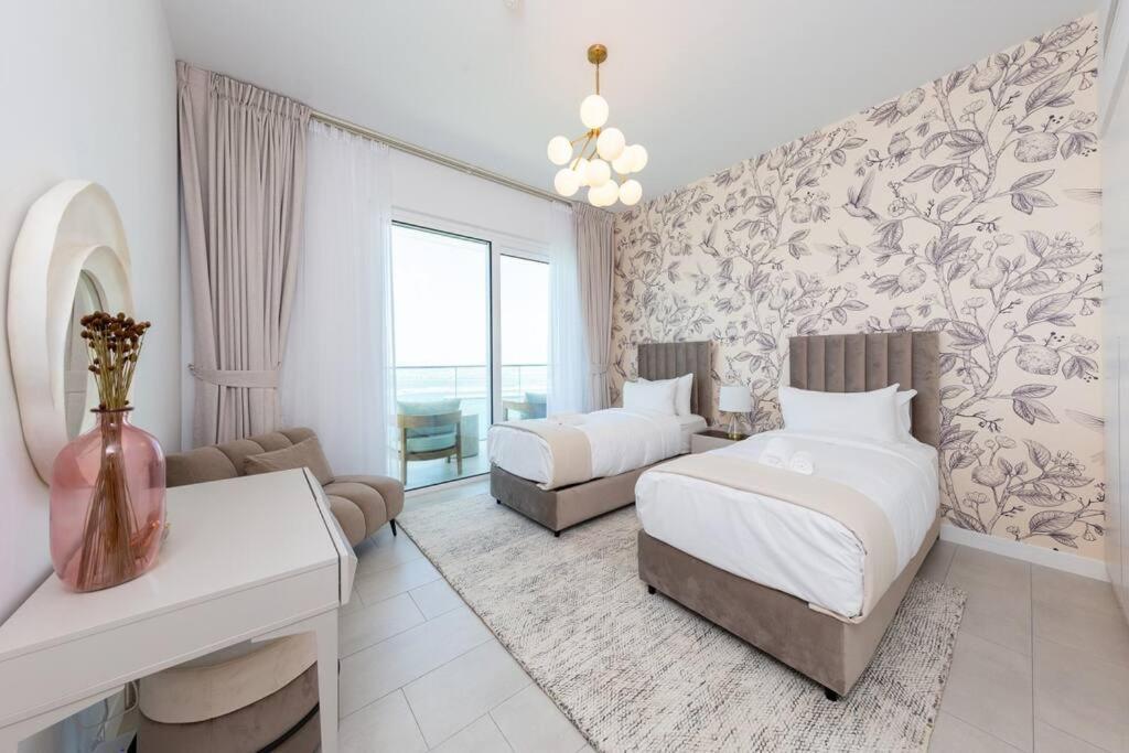 Fantastic And Rare 4br+maid's In Jbr Walk * Dubai