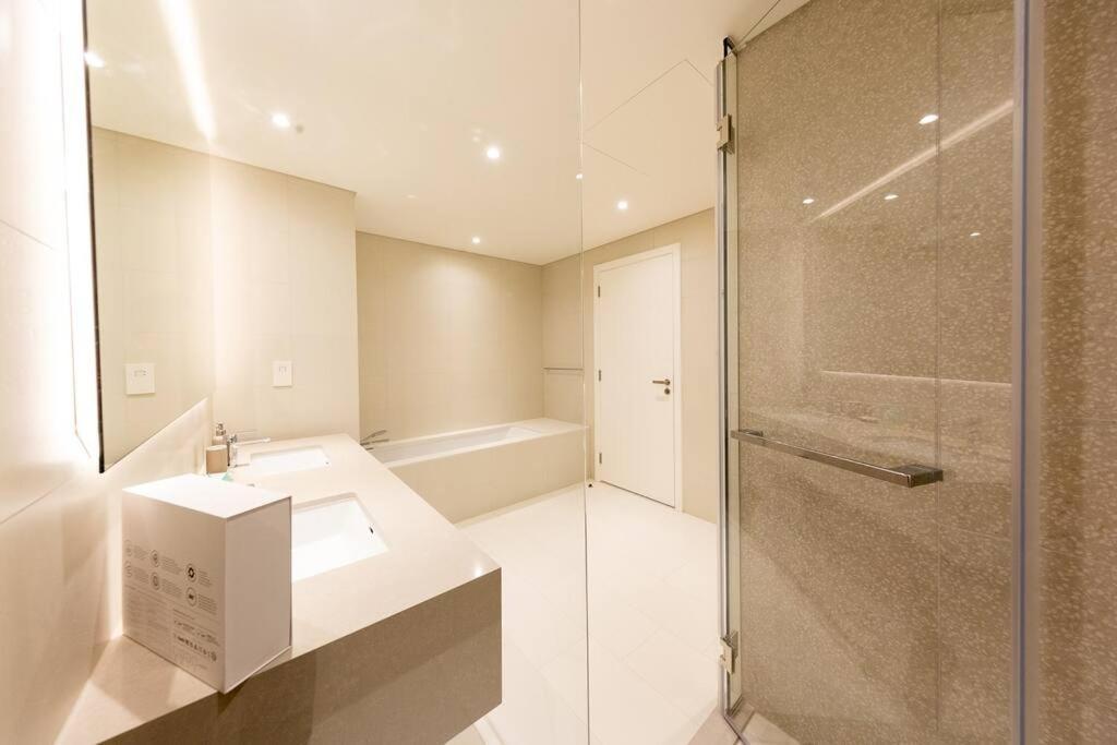Apartment Fantastic And Rare 4br+maid's In Jbr Walk Dubai