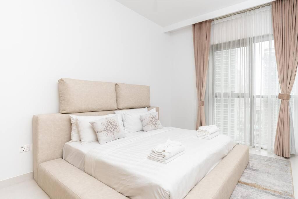 Daire 2bdr - Pool - Emaar - Creek Harbour