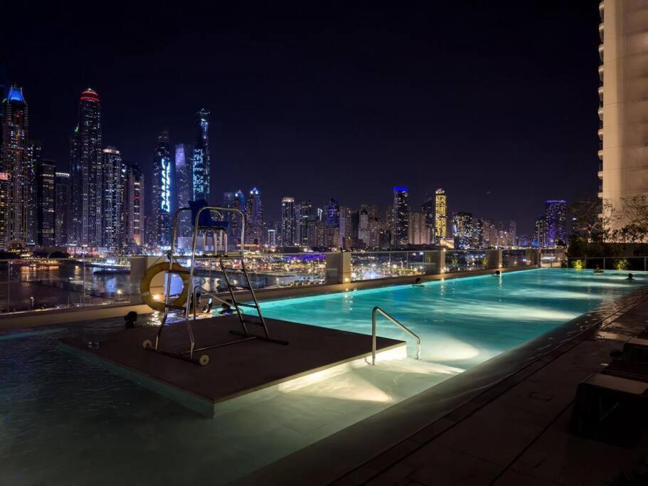 Goldbest - Emaar Beachfront 2bdr Apartment *