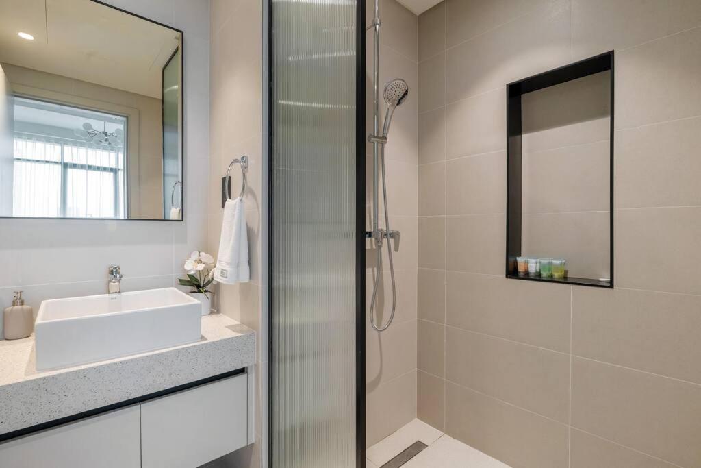 Goldbest - Emaar Beachfront 2bdr Apartment *