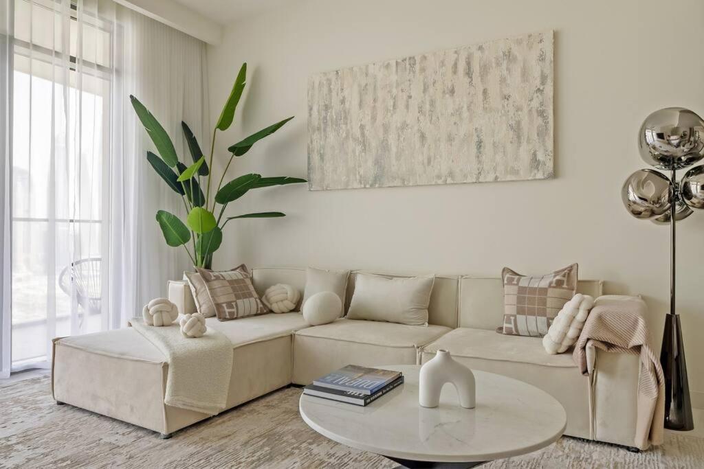 Apartment Goldbest - Emaar Beachfront 2bdr Dubai